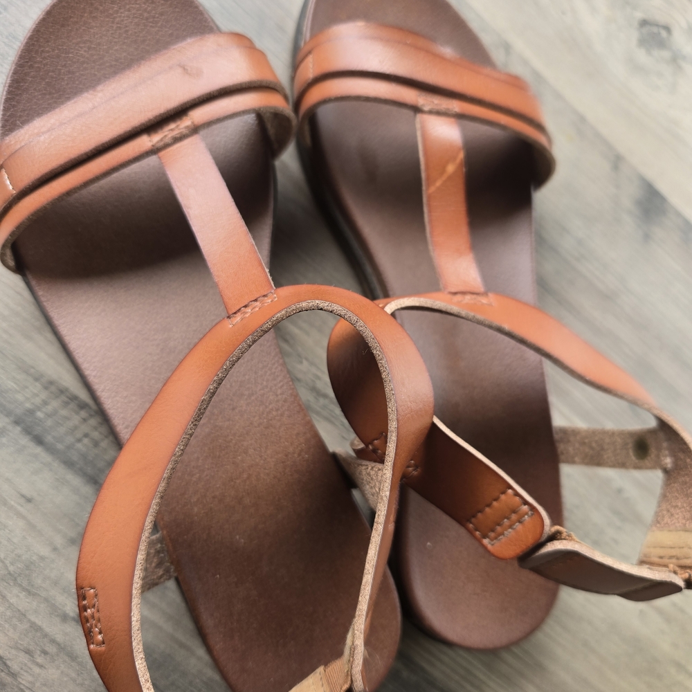 Tan Leather Flat Sandals with Ankle Strap